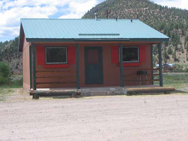 2_bedroom_cabin_full